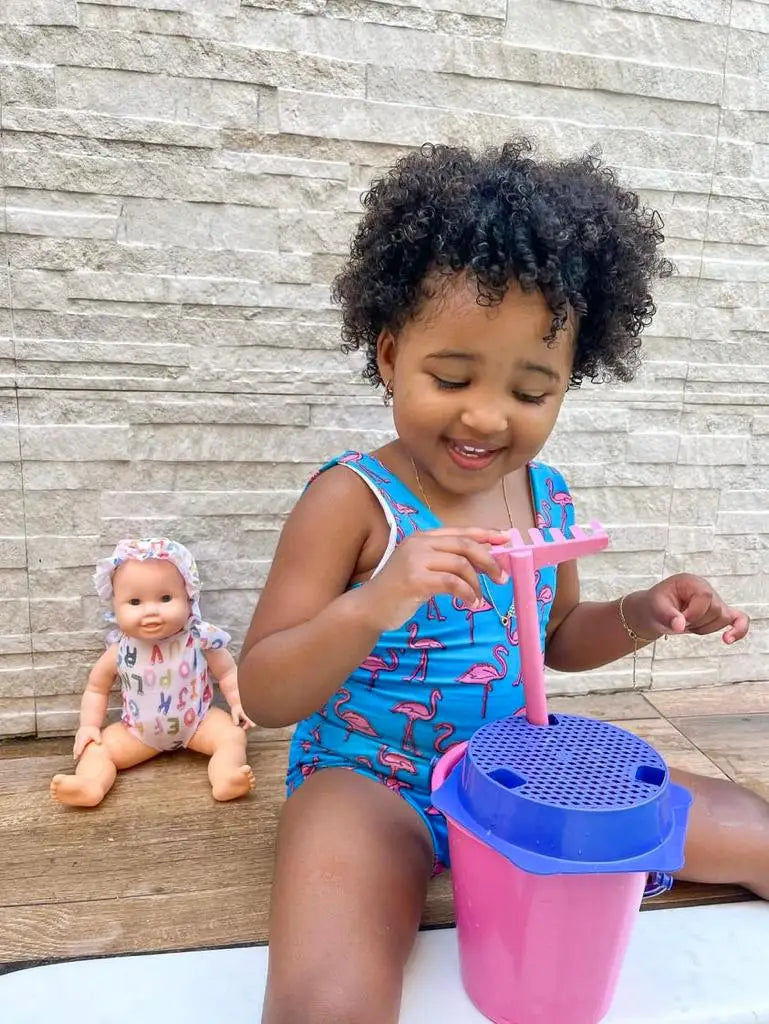 Kit de Praia Boneca Menina: Brinquedos Infantis para Diversão na Areia