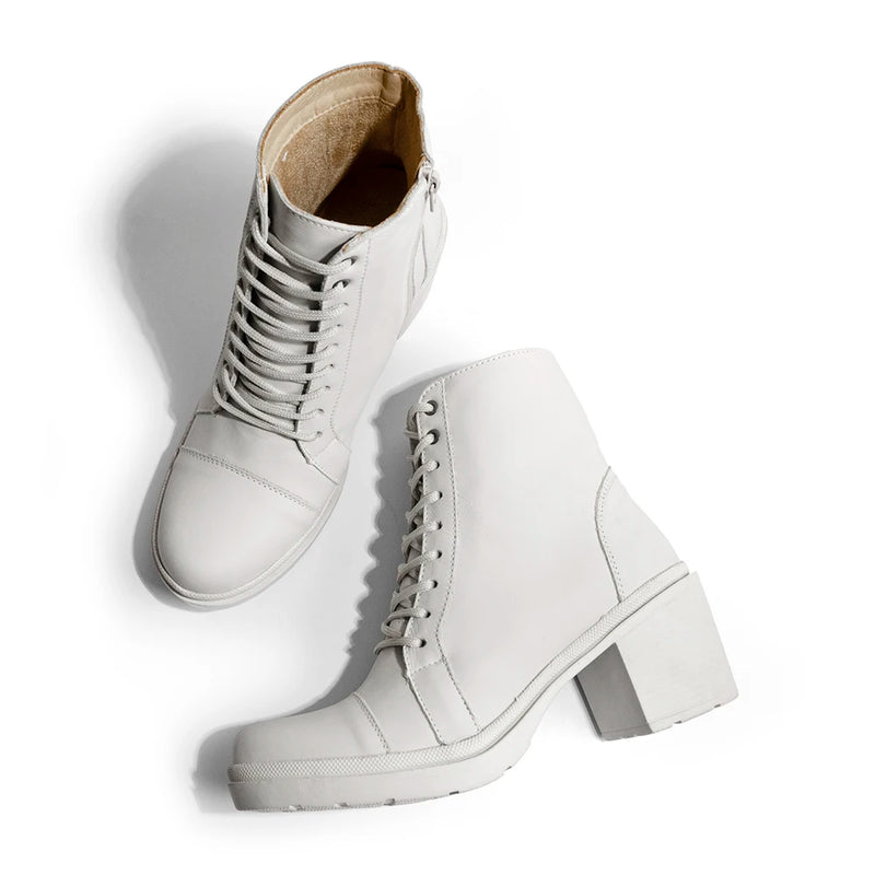 Bota Feminina Coturno Branco Off White Couro Legítimo Salto Bloco De Amarrar Cano Curto Forro de Couro