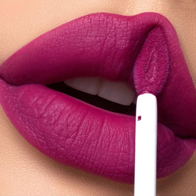 Batom de Veludo Matte Rosa em 18 Cores